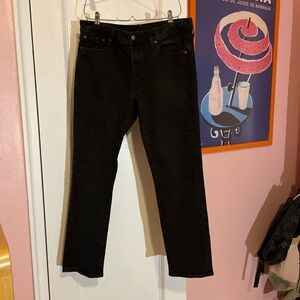 Straight black Levi’s jeans